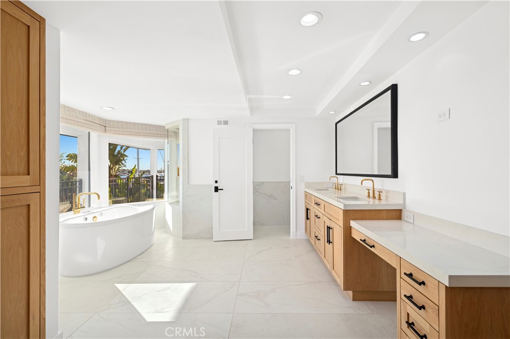 Bayshores (BSHR) - Residential