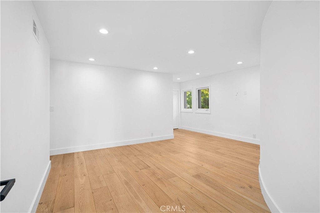 Bayshores (BSHR) - Residential