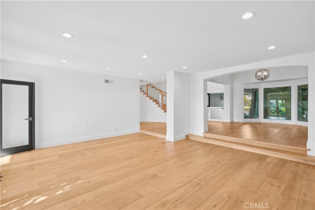 Bayshores (BSHR) - Residential