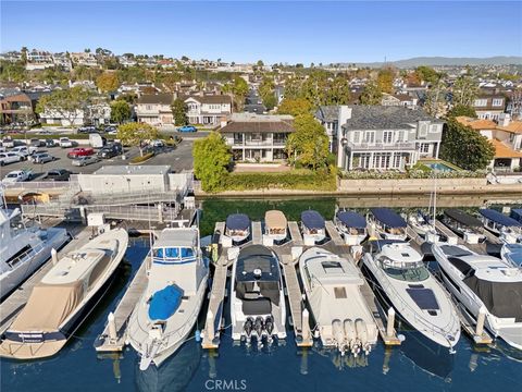 Photo of 2572 Bayshore Dr, Newport Beach, CA 92663 (MLS # LG25274127)