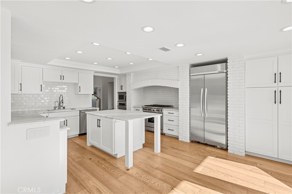 Bayshores (BSHR) - Residential