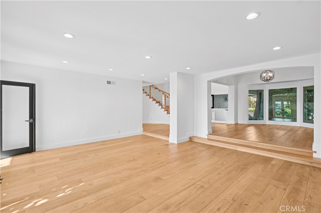 Bayshores (BSHR) - Residential