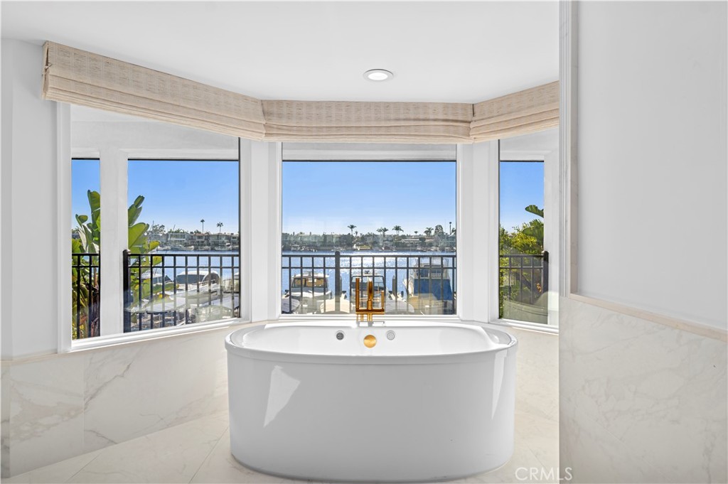 Bayshores (BSHR) - Residential