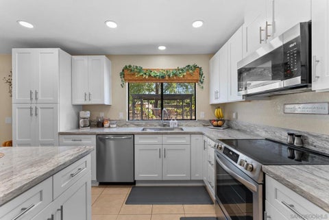 Photo of 16333 Bassett ct. CT, Ramona, CA 92065 (MLS # 260025461SD)