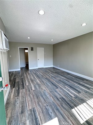 13520 RYE ST, SHERMAN OAKS, CA 91423 - Image d5bad7aa77687edd073bdde595ffa4ce/3750735249