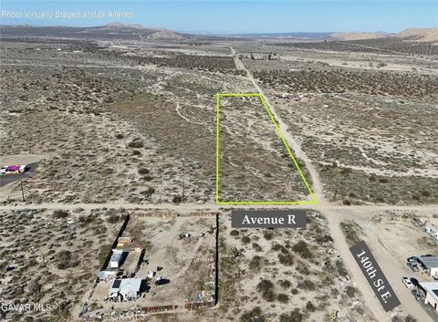 Photo of 0 Avenue R, Littlerock, CA 93543 (MLS # IV26024955)
