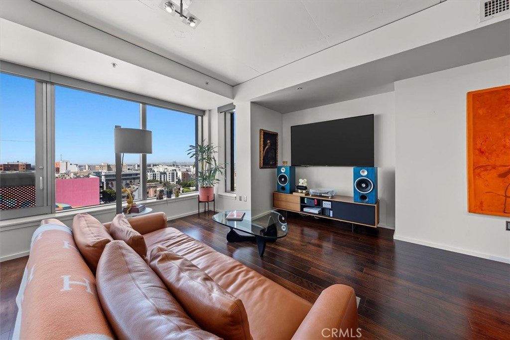 1155 S Grand Avenue 1103