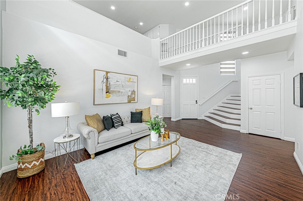 15230 Riviera Lane