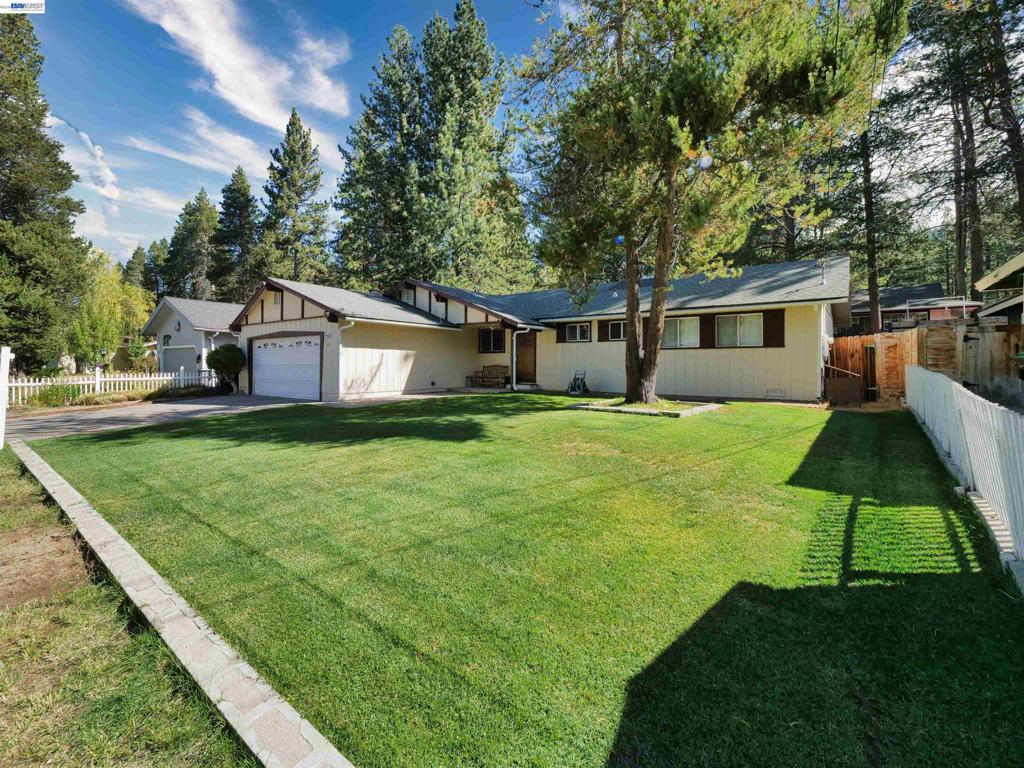 1423 Rancho Way