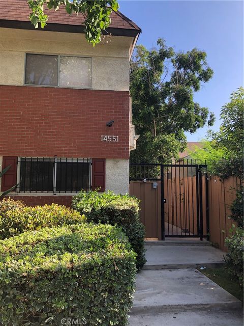 Photo of 14551 Vose Street #C, Van Nuys, CA 91405 (MLS # BB26019299)