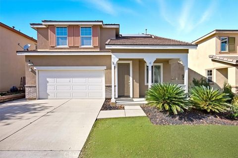 Photo of 3715 Bur Oak Rd, San Bernardino, CA 92407 (MLS # CV25242557)