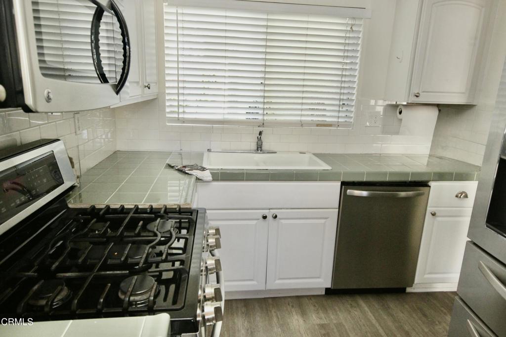 Southbay Townhomes - 0377 - Residential