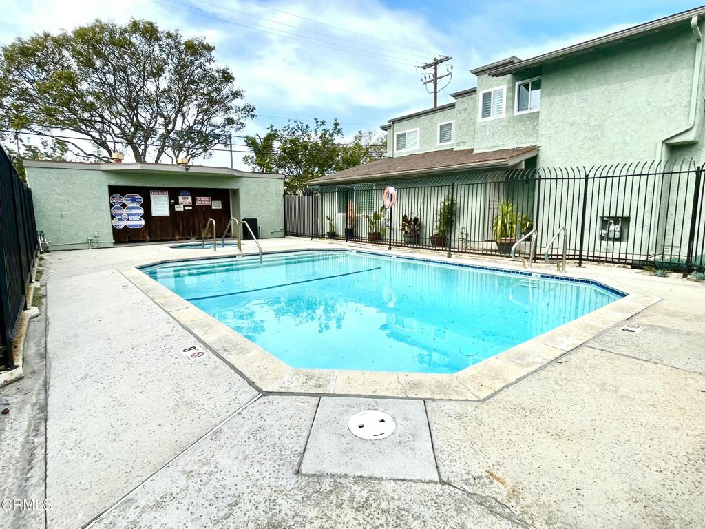 Southbay Townhomes - 0377 - Residential