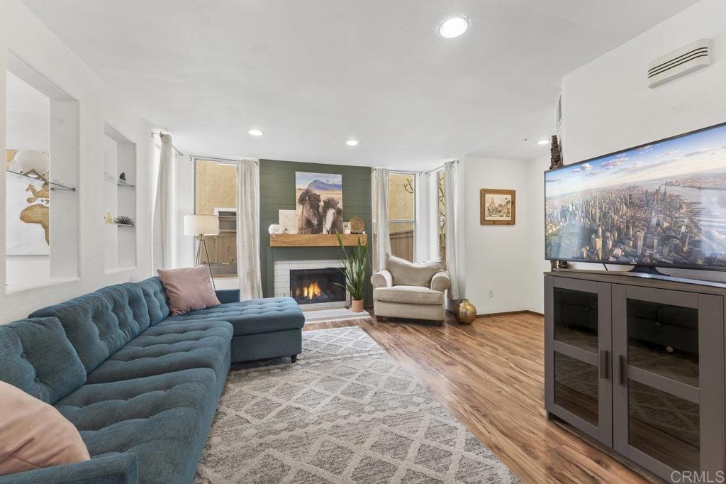 305 Cobblestone Place