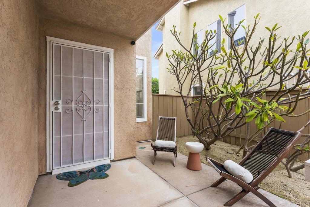 305 Cobblestone Place