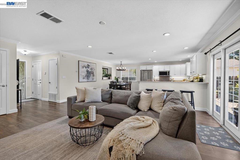 118 Diamond Dr