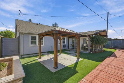 Tiny photo for 3899 Maple Street, Ventura, CA 93003 (MLS # V1-39150)