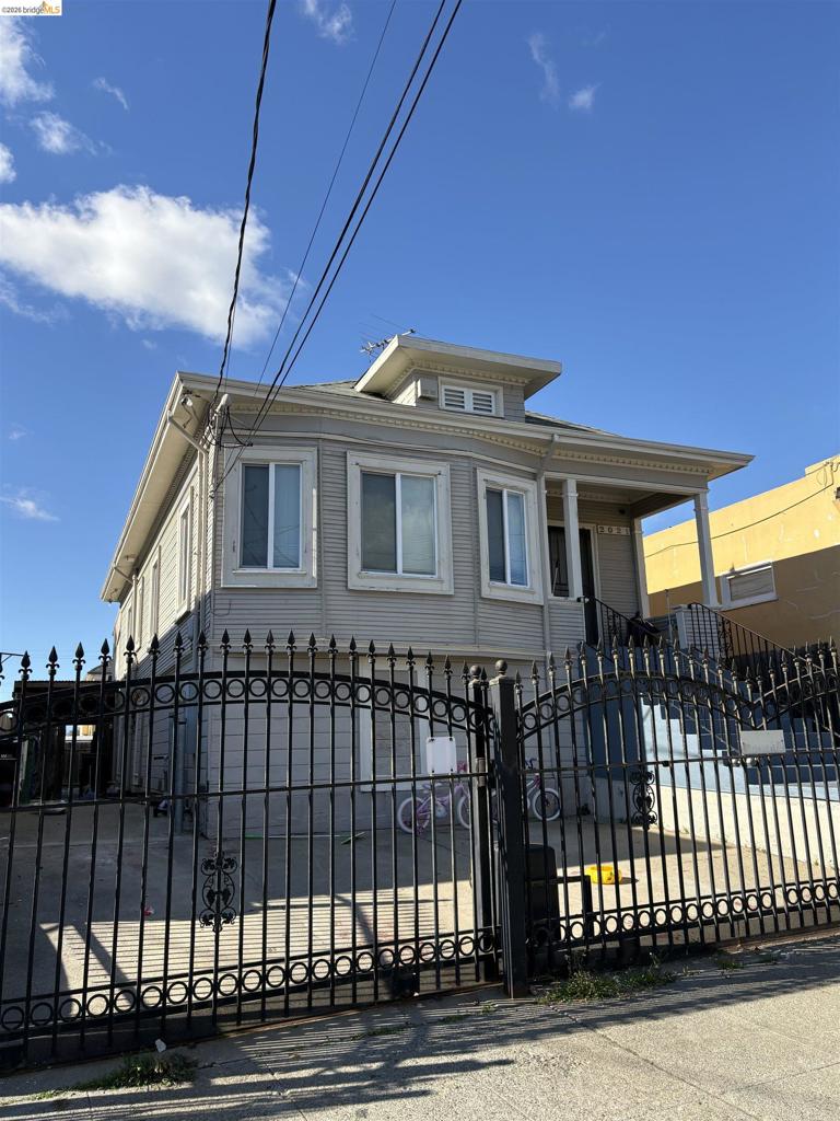 2021 Mitchell St