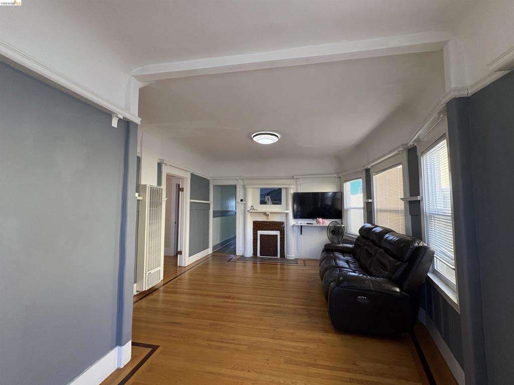 2021 Mitchell St