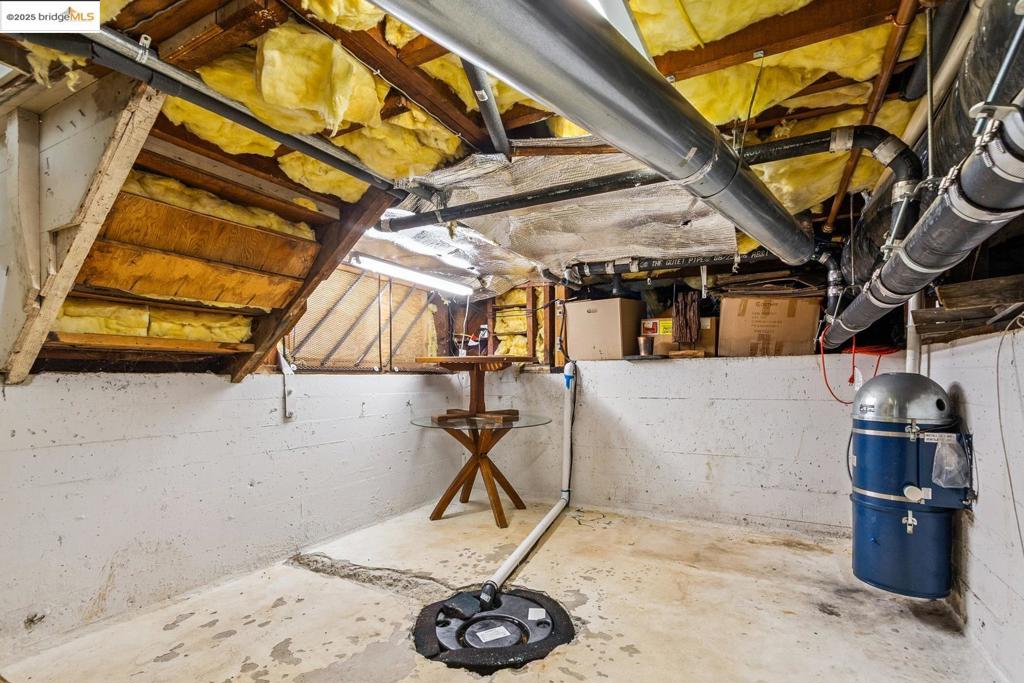 BURLINGAME - Residential