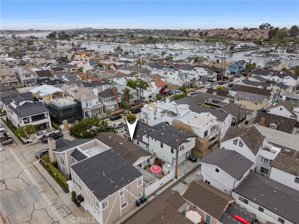 302 Sapphire Ave