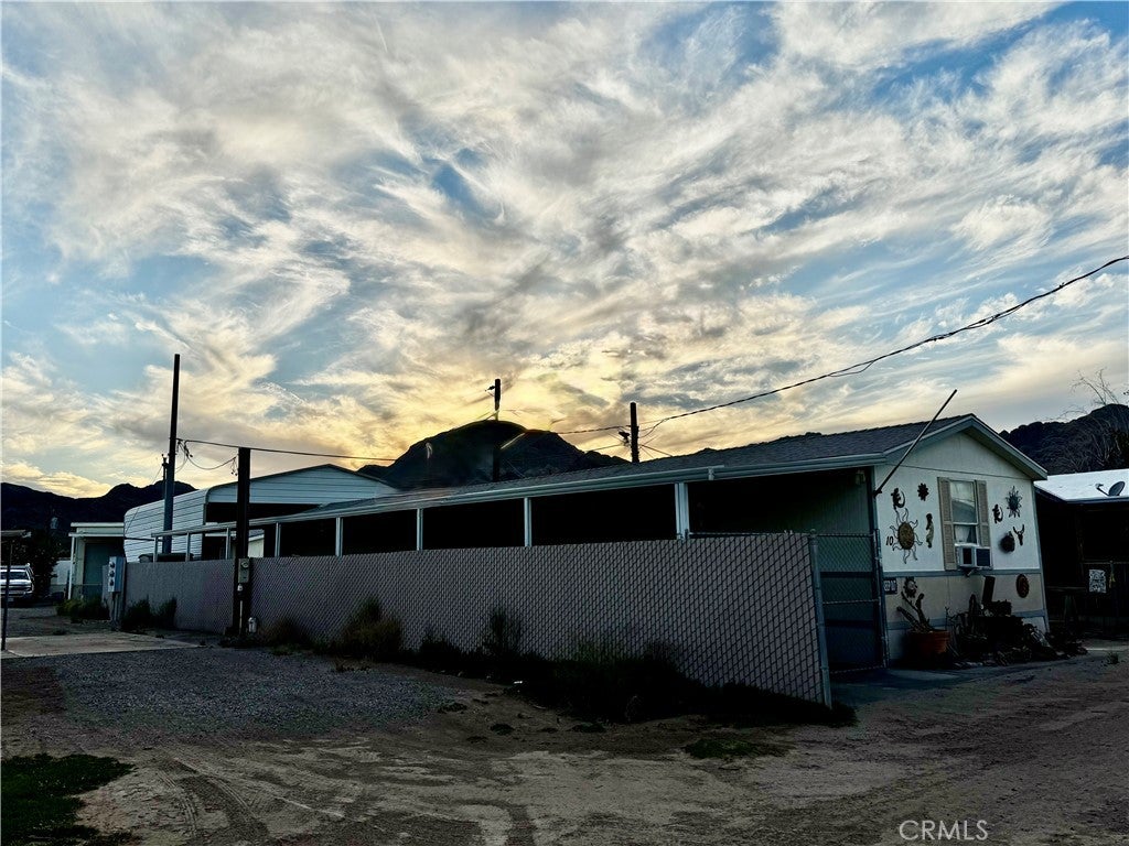 42500 Highway 95 10