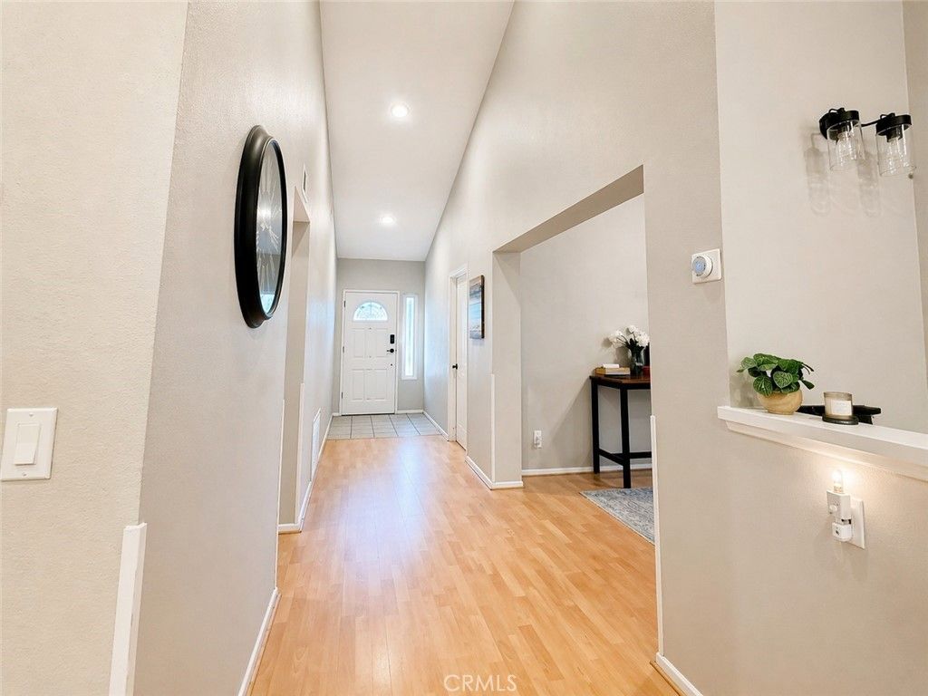 Photo of 21100 Vintage St, Chatsworth, CA 91311 (MLS # OC26083177)