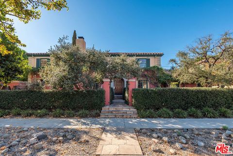 535 S Norton Avenue Los Angeles CA 90020
