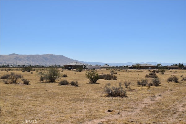 OTTAWA CT, APPLE VALLEY, CA 92308 - Image d5cda96ce5cd8f202a94db07d2fd3935/3156643977