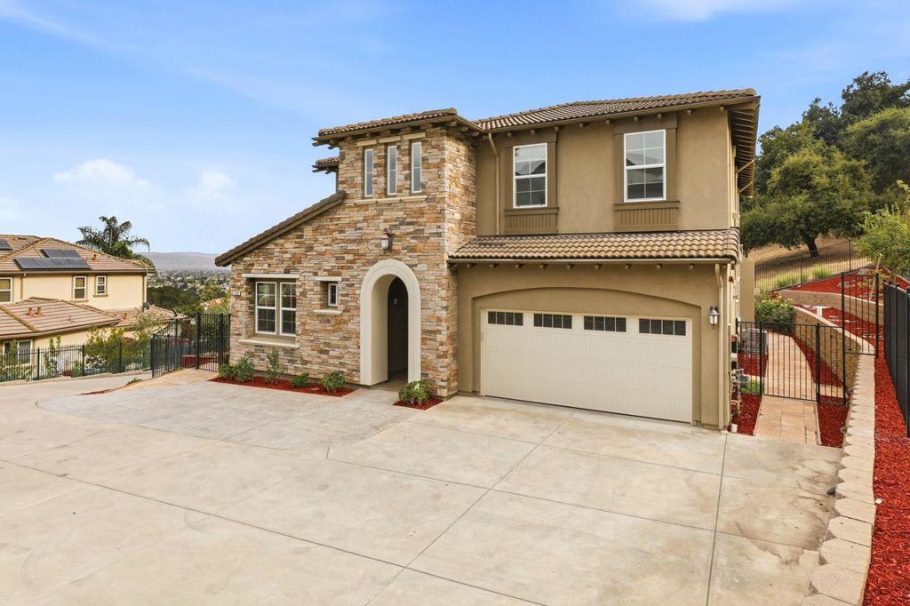 1960 Lavender Way