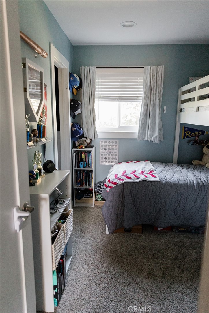 Huntington Bay (HBAY) - Residential