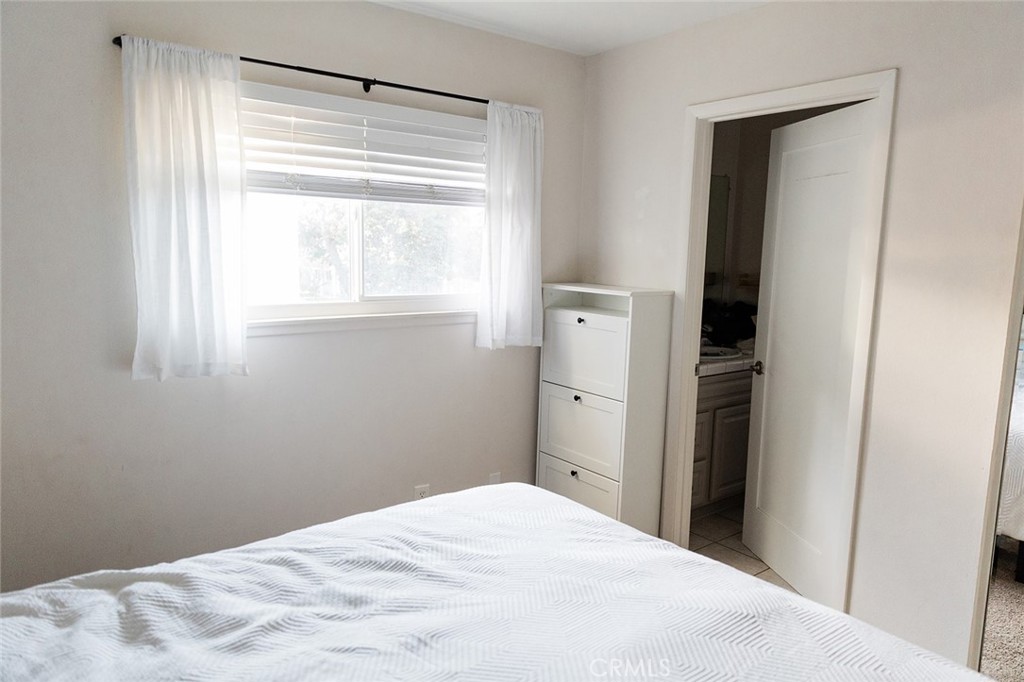 Huntington Bay (HBAY) - Residential