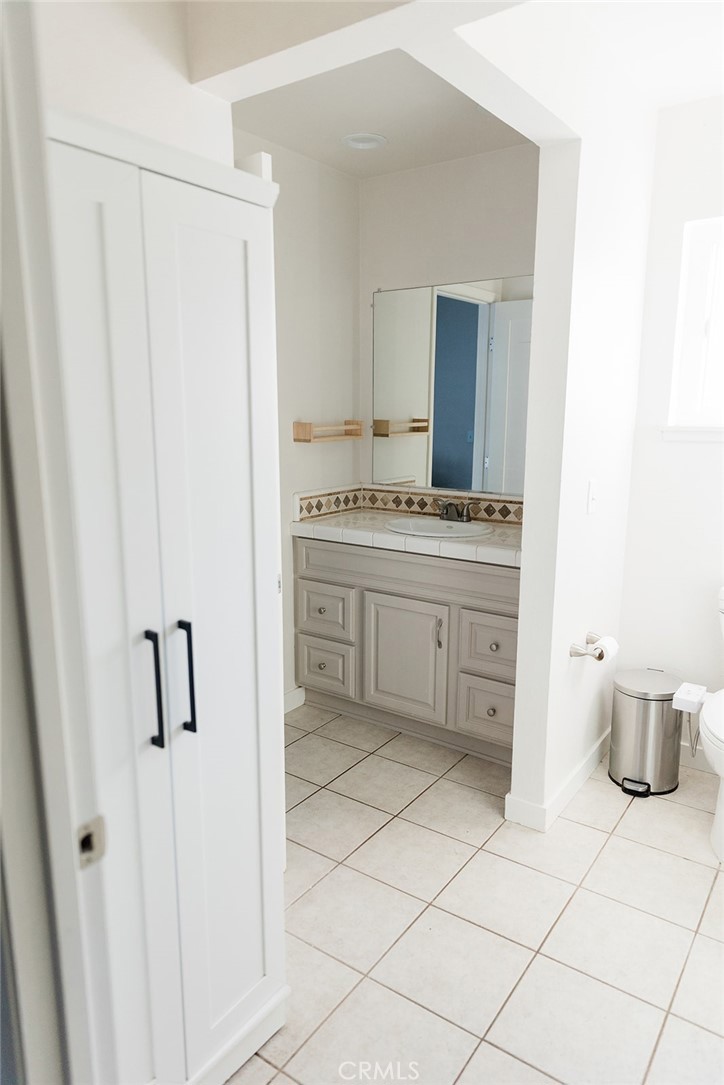 Huntington Bay (HBAY) - Residential