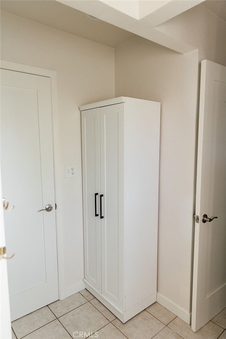 Huntington Bay (HBAY) - Residential