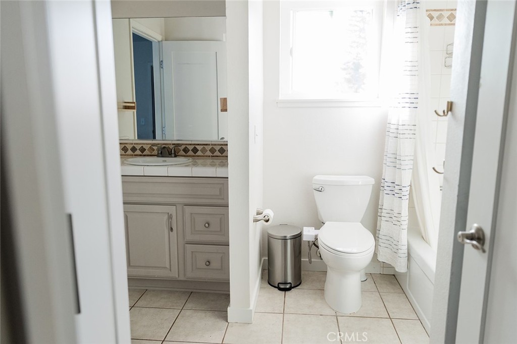 Huntington Bay (HBAY) - Residential