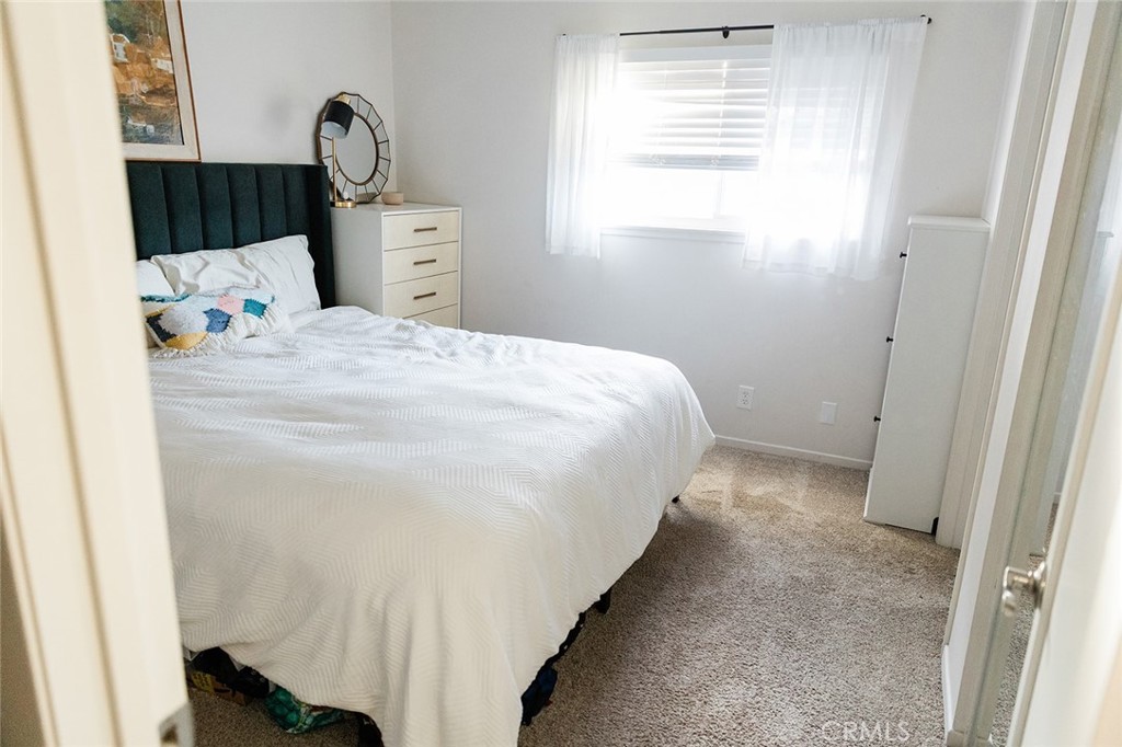 Huntington Bay (HBAY) - Residential