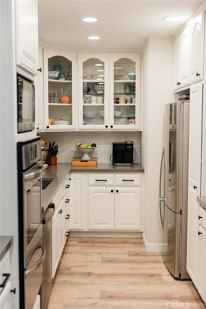 Huntington Bay (HBAY) - Residential