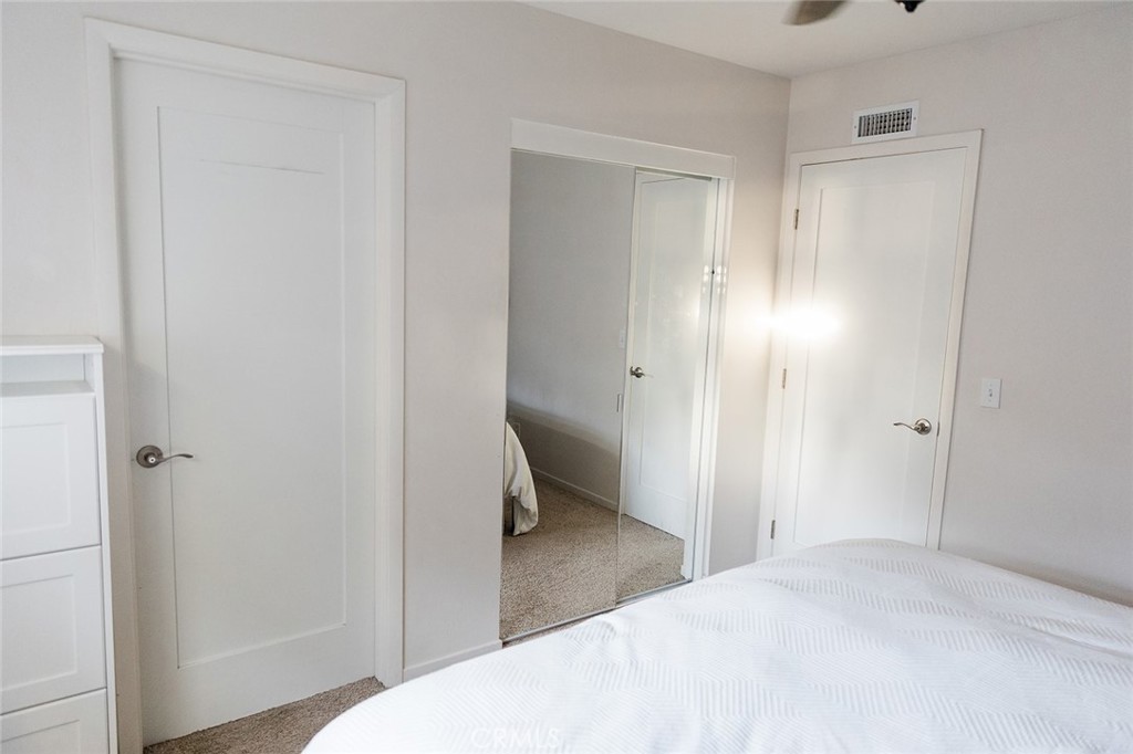 Huntington Bay (HBAY) - Residential