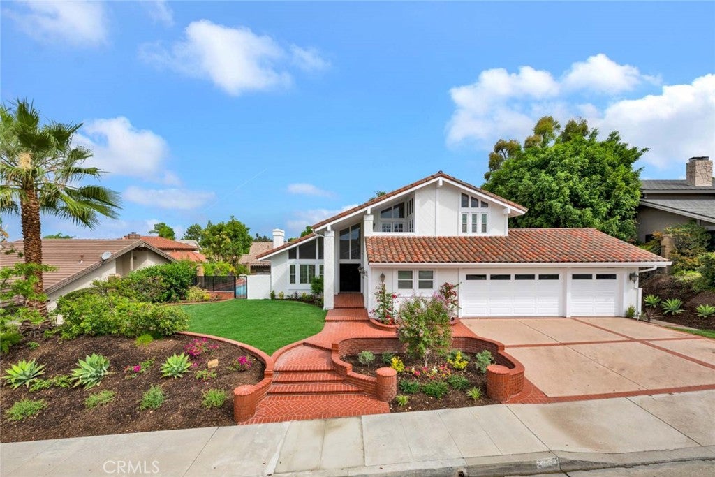 2121 E Vista Mesa Way