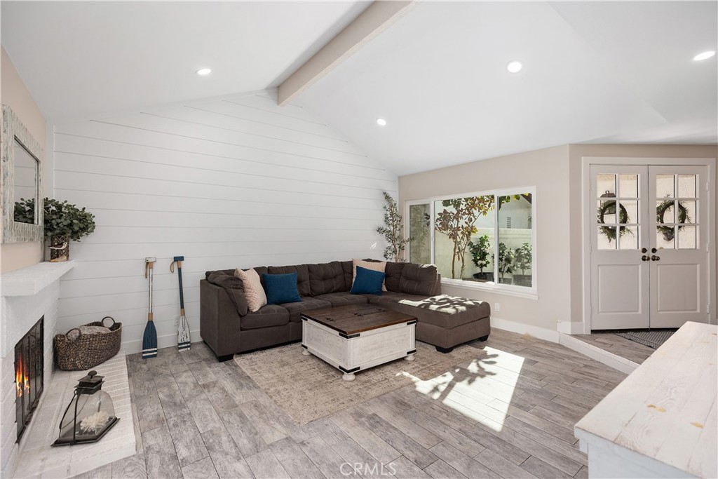 Rancho Monterey (RM) - Residential