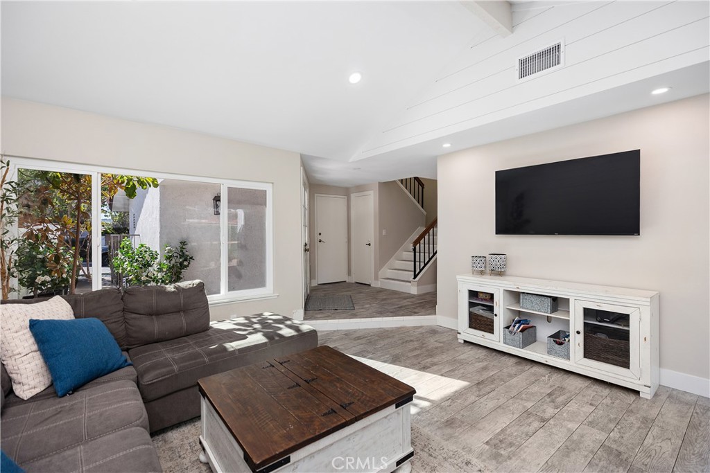 Rancho Monterey (RM) - Residential