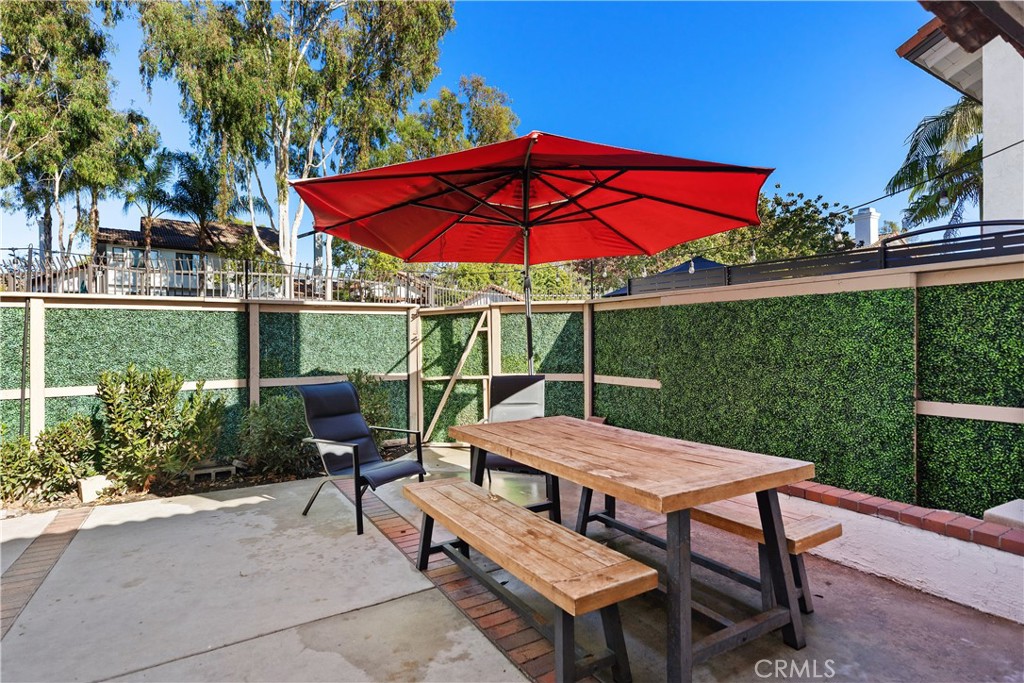 Rancho Monterey (RM) - Residential