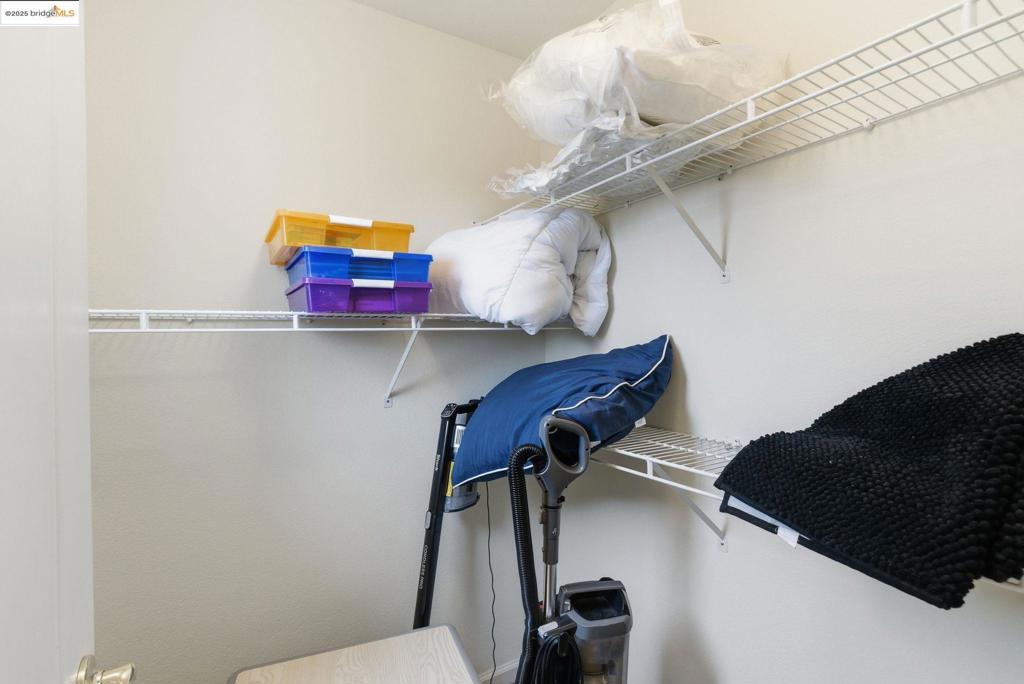 LONE TREE ESTS - Residential