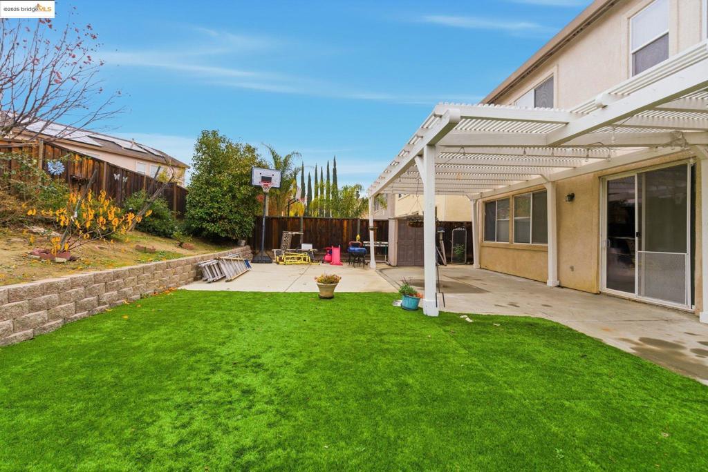 LONE TREE ESTS - Residential