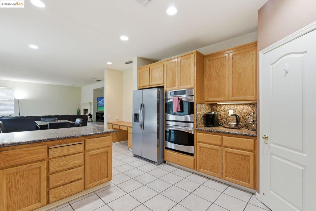 LONE TREE ESTS - Residential