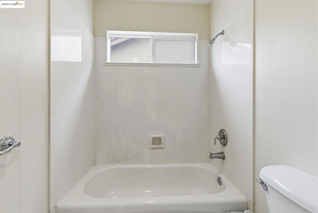 LONE TREE ESTS - Residential