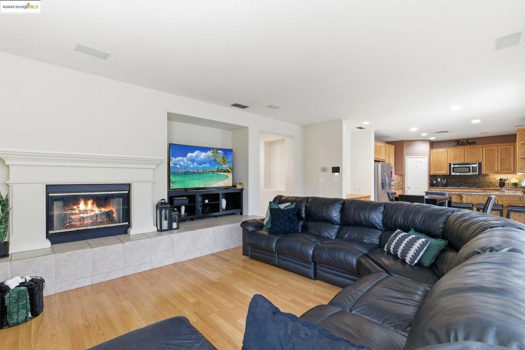 LONE TREE ESTS - Residential