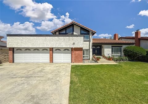 Photo of 3301 Blue Ridge Court, Thousand Oaks, CA 91362 (MLS # SR26082309)