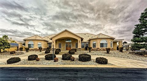 Photo of 13311 Choco Rd, Apple Valley, CA 92308 (MLS # HD26033470)