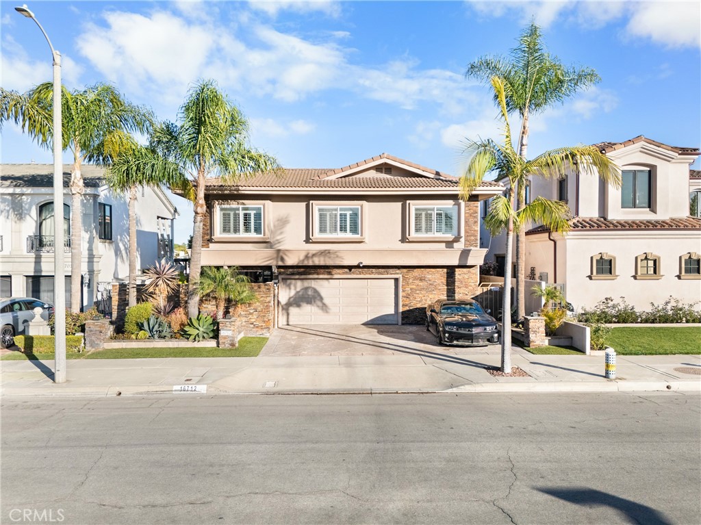 16712 Baruna Lane